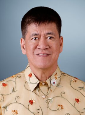 Portrait of Ading Cruz
