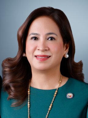 Portrait of Beverley Dimacuha