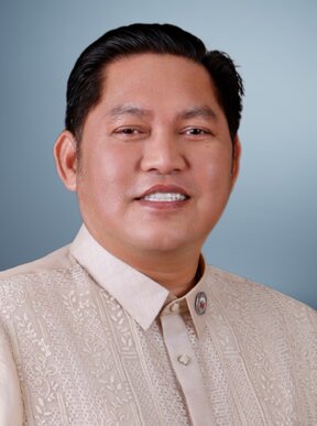 Portrait of Dimszar Sali
