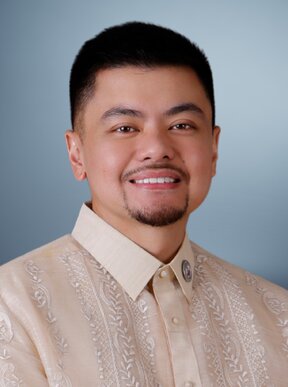 Portrait of Ed Christopher Go