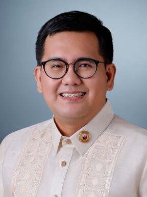 Portrait of Gil Acosta Jr.