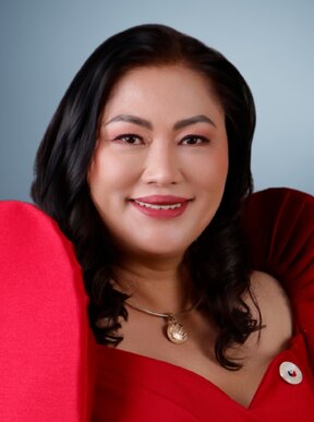 Portrait of Janice Degamo