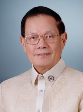 Portrait of Romeo Momo