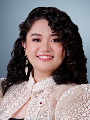 Portrait of Renee Co